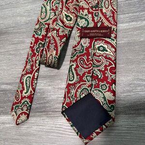 Vintage Chaps Ralph Lauren Maroon Cream Green Paisley Silk Necktie Made in USA